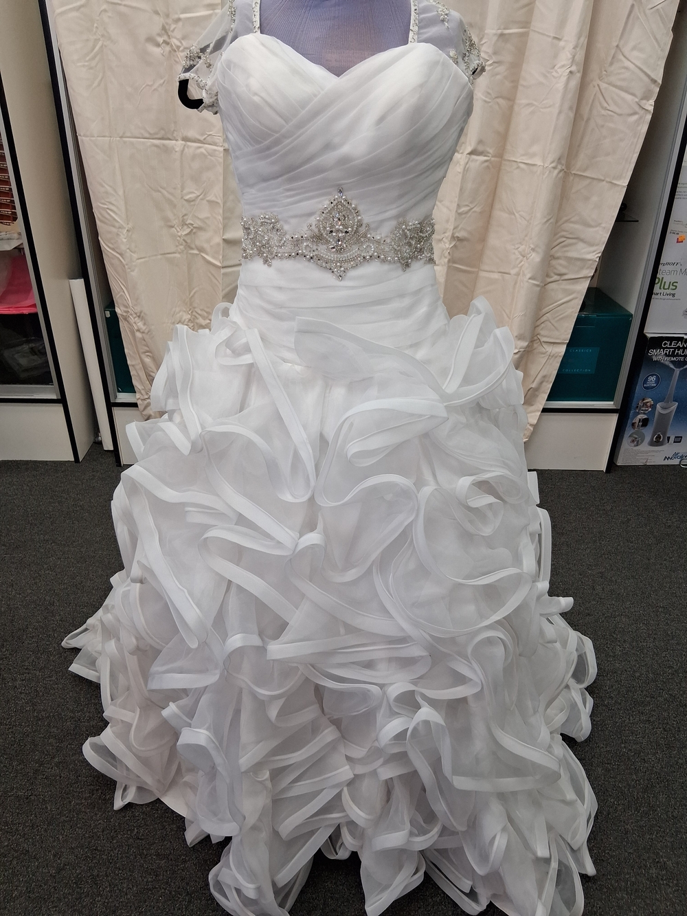 Galina Signature Gown Style SWG492, Size 8, Item 150